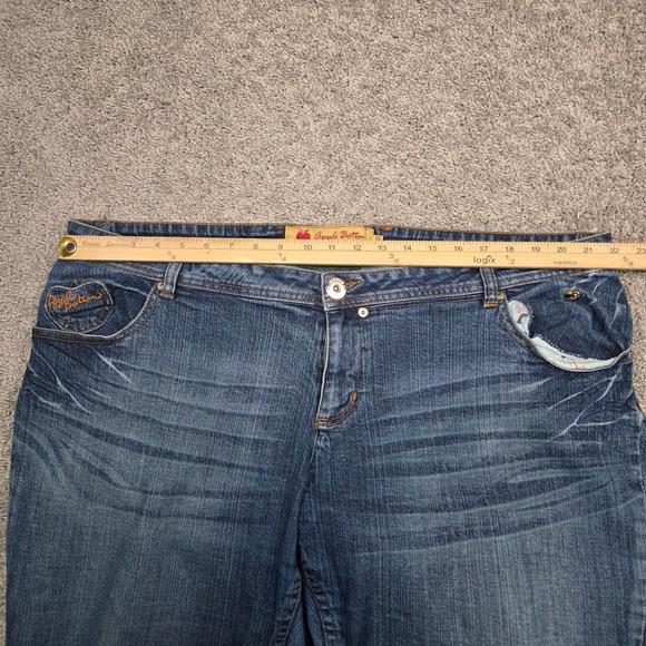 Vintage Apple Bottoms Jeans Womens 21 22 Embroidered Back Pocket Y2K Bootcut - Picture 12 of 16